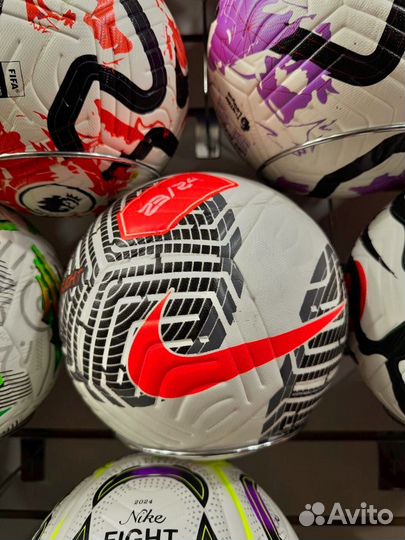 Футбольный мяч