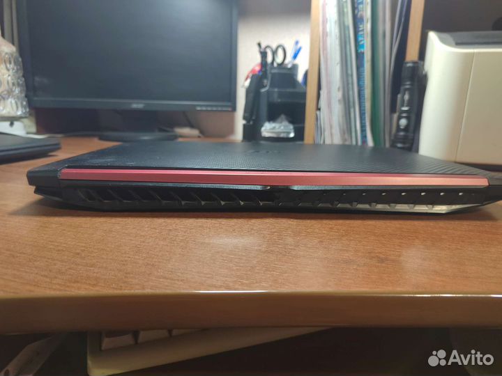 Acer nitro 5 an515 52
