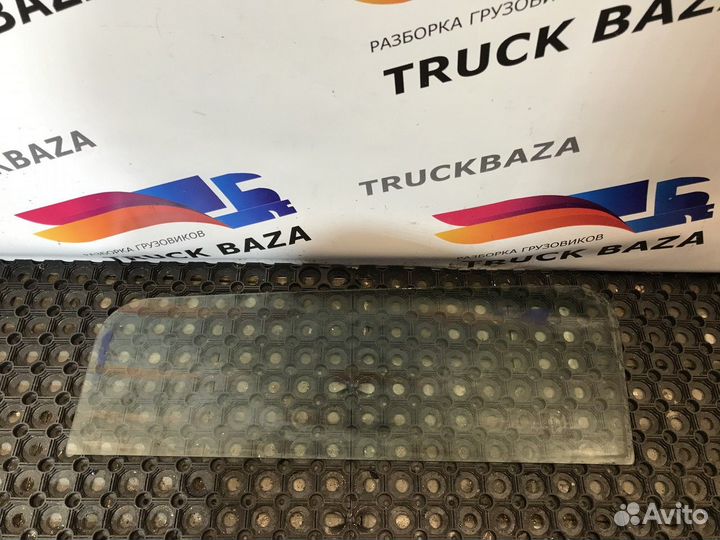 1284622 Стекло двери боковое