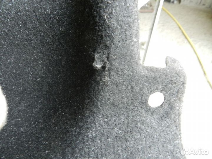 Обшивка крышки багажника Lexus IS250 2013-2020