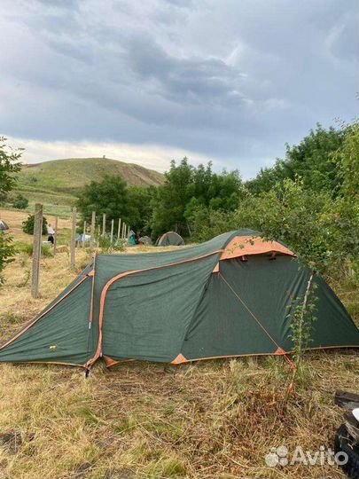 Прокат (аренда) палаток в Ялте (ост.Октябрь)