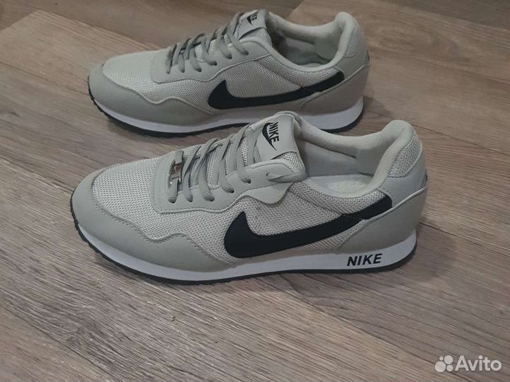 Кроссовки Nike мужские Новые