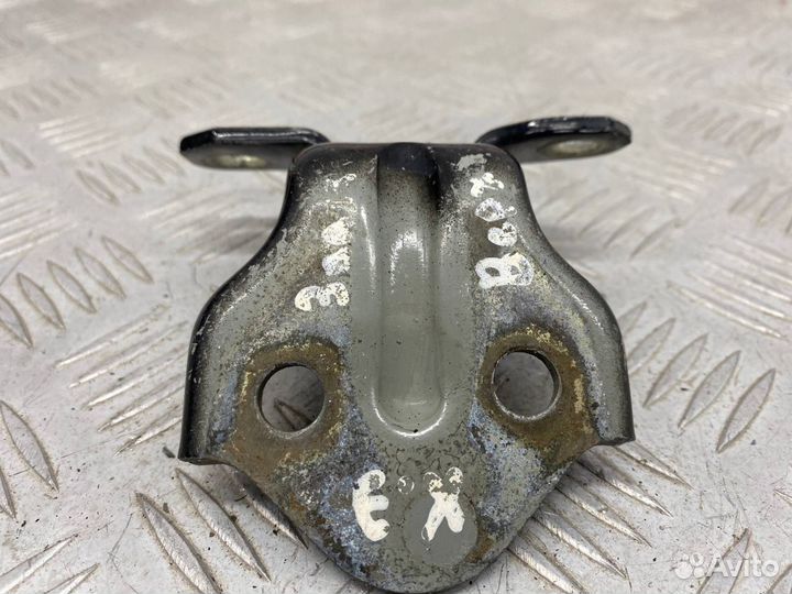 Б/У петля двери задний правый Hyundai Elantra XD