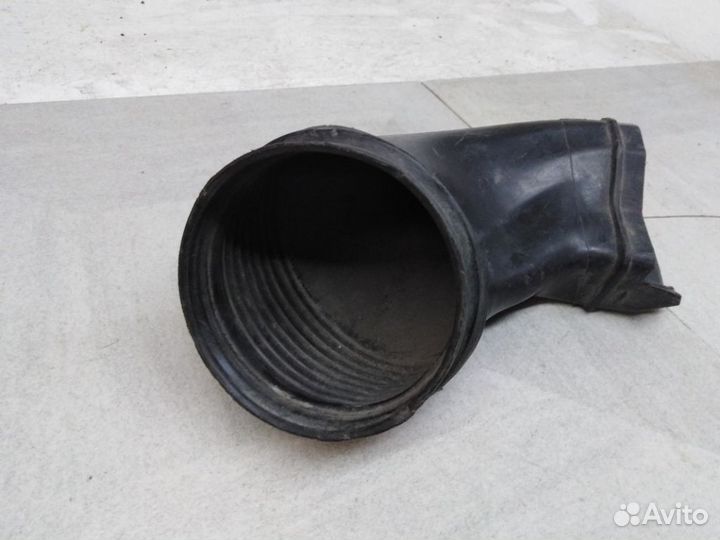 Патрубок воздушного фильтра