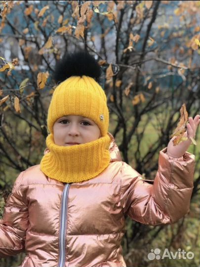 Шапка зимняя для девочки с натуральным помпоном