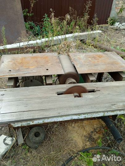 Станок деревообрабатывающий