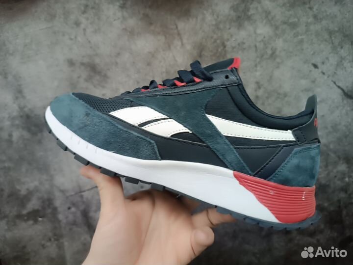 Кроссовки Reebok Classic Legacy