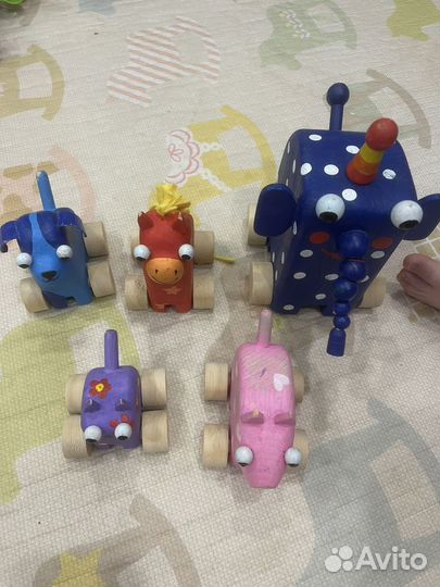 Игрушки из мультика деревяшки