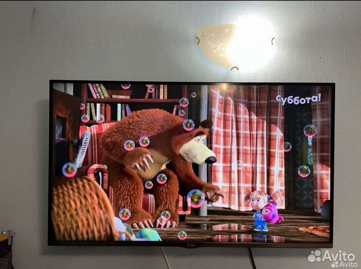 Телевизор LG SMART tv 109 3D 106 см