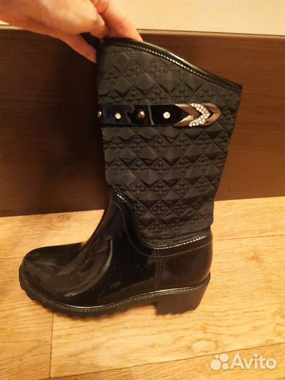 Резиновые сапоги новые