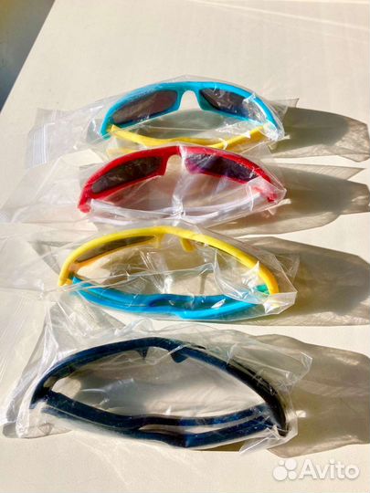 Спортивные очки детские солнцезащитные голубые