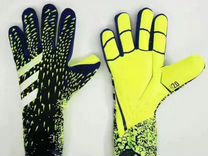 Вратарские перчатки Adidas predator