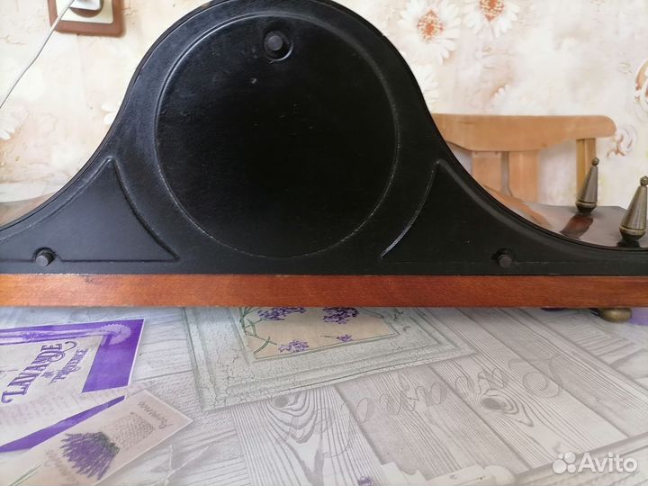 Часы настольные 