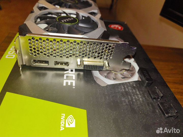 Видеокарта GTX 1650 4gb