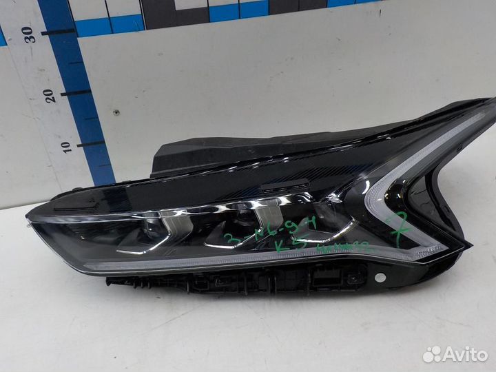 Фара левая Kia K5