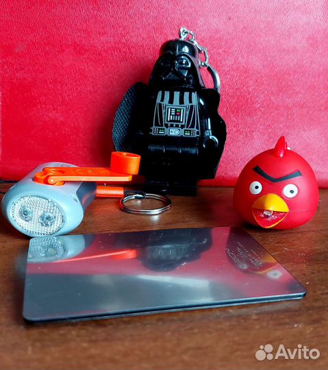 Брелки-фонарики светодиодные. 4 шт