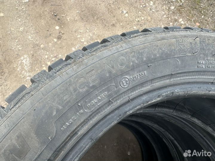 Michelin X-Ice North 4 215/55 R18