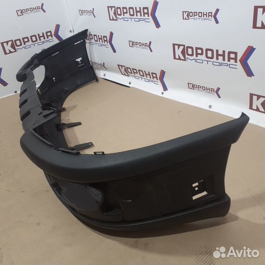 Бампер передний 90458162 opel omega-B