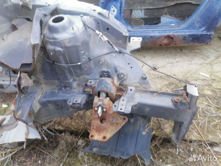 Передний левый ланжерон киа Рио 14г