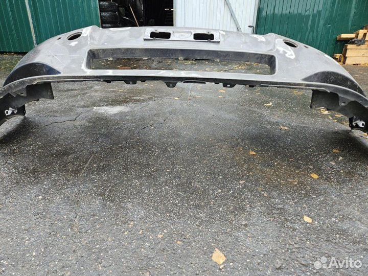 Бампер передний Toyota Auris E150