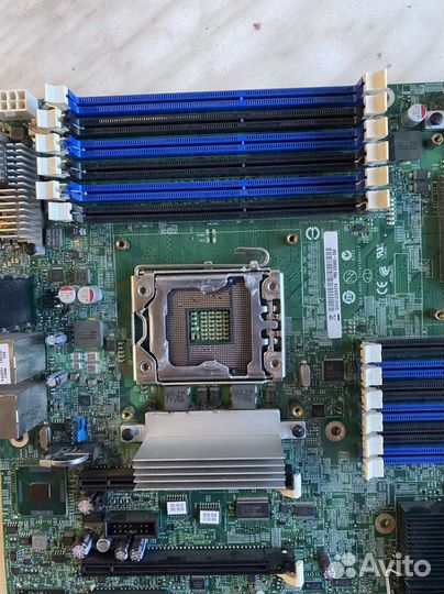 Материнская плата Intel S5520SC