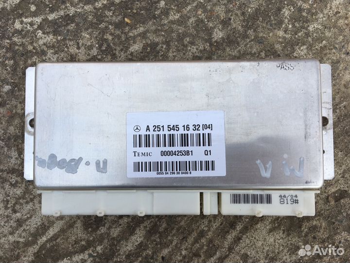 Блок управления пневмоподвеской Mercedes W164 W251