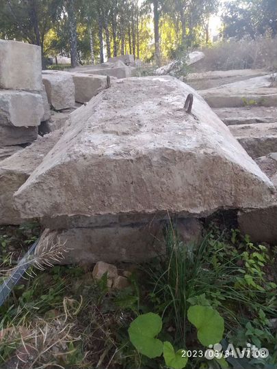 Плита перекрытия и фундаментные блоки бу