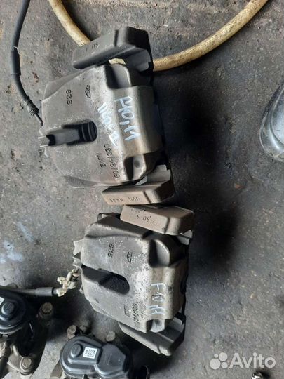 Суппорт бмв F10 F11 Ф18 (Япония)