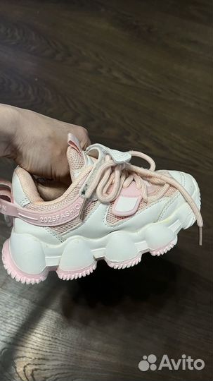 Кроссовки для девочки 27 размер
