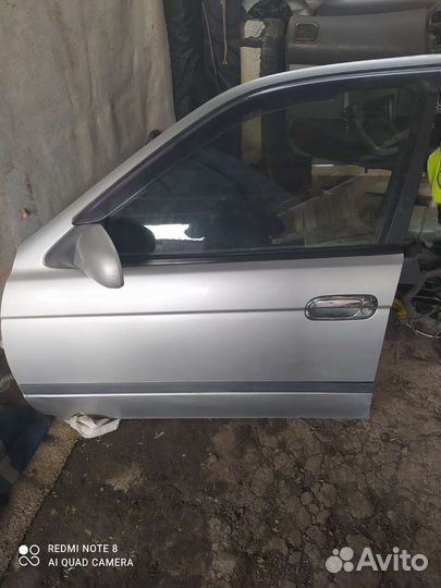 Двери на нисан сани Fb15