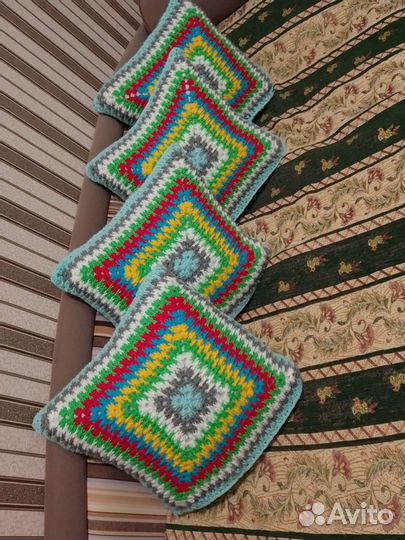 Подушка, думка, диванная подушка