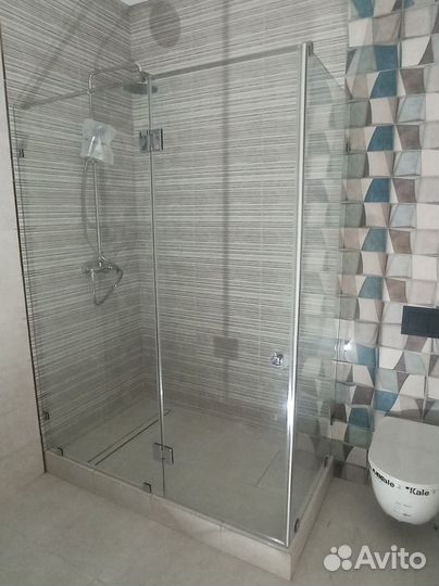 Душевая перегородка из стекла