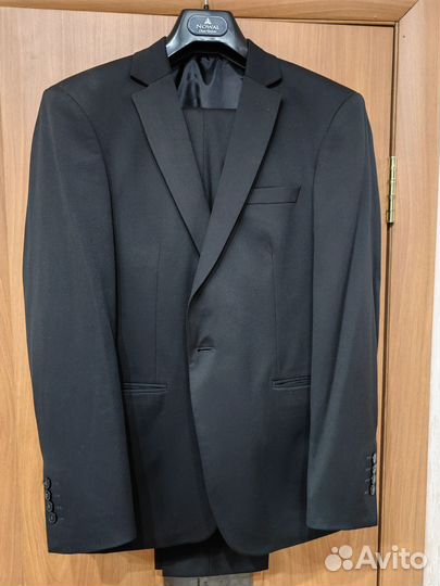 Мужской костюм тройка бу