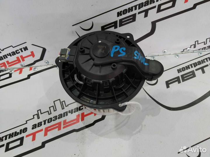 Моторчик печки KIA soul PS левый руль 97113B2000