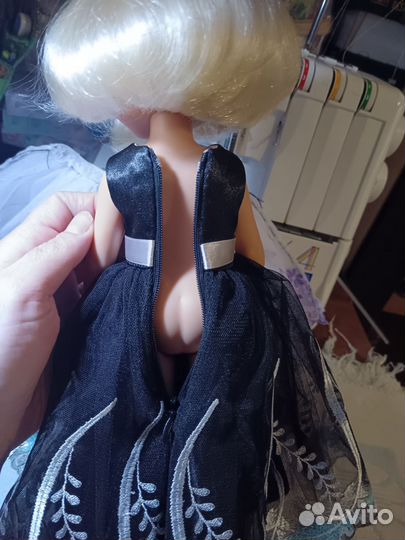 Платье для куклы Паола Рейна