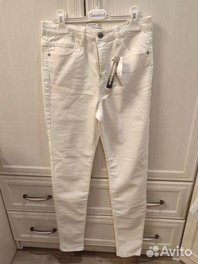 Джинсы женские