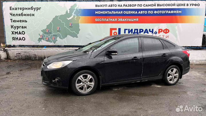 Накладка порога внутренняя задняя левая Ford Focus