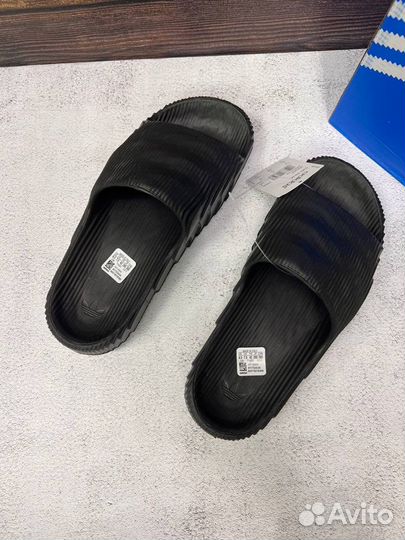 Тапки Adidas Adilette