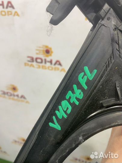 Уплотнитель стекла двери передний правый