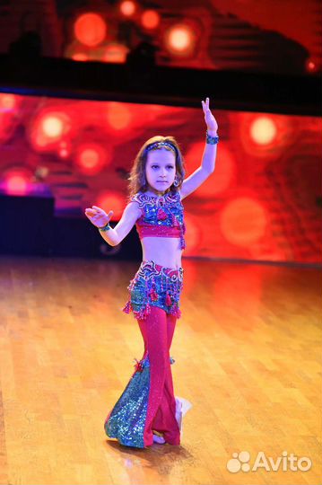 Костюм для восточных танцев на девочку