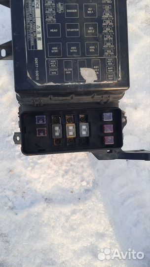 Блок предохранителей тоета лэнд крузер 100