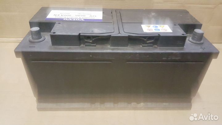 Аккумулятор б/у Volvo 90Ач 800А