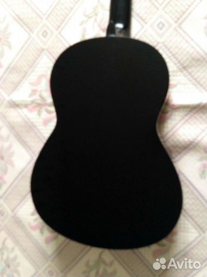 Классическая гитара Yamaha C40 (черная) + чехол