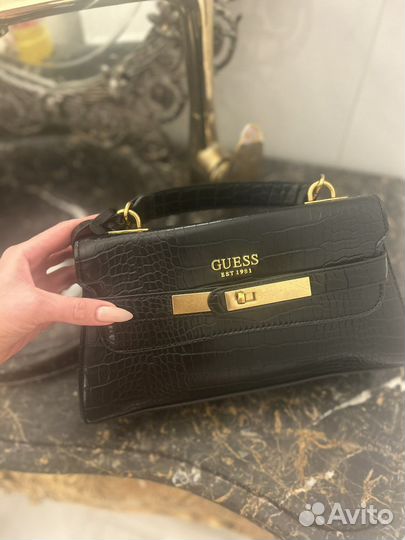 Сумка guess новая