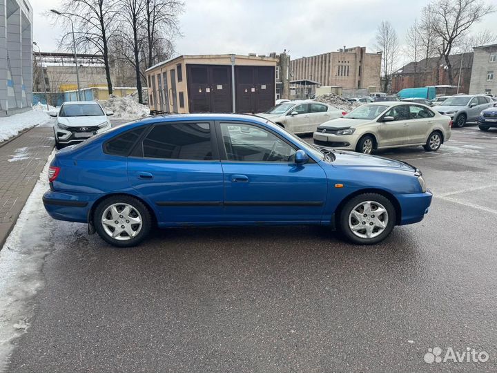 Hyundai Elantra 1.6 AT, 2005, 200 000 км