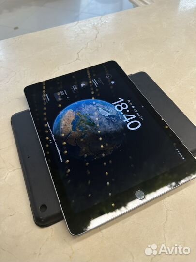 Планшет Apple iPad 5 (6-го поколения)