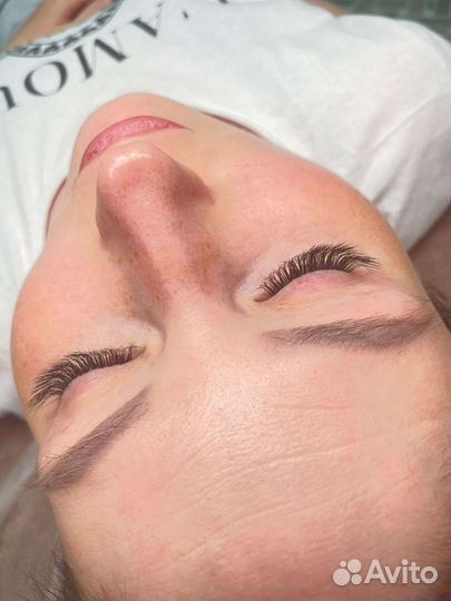 Наращивание ресниц