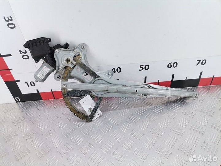 Стеклоподъемник электрический задний правый Toyota