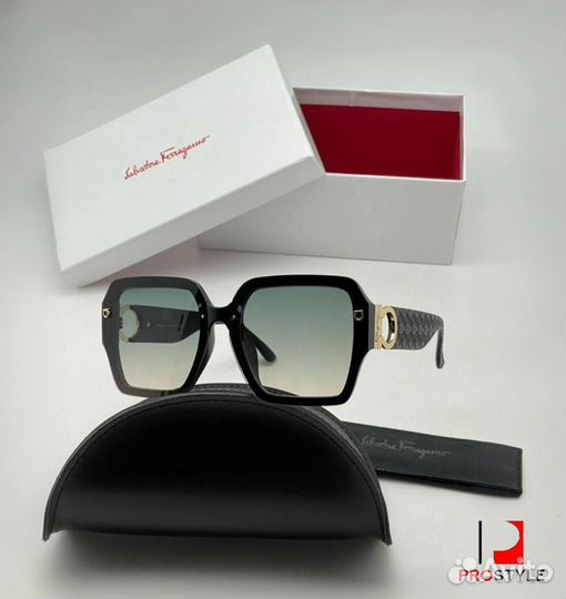 Очки солнцезащитные