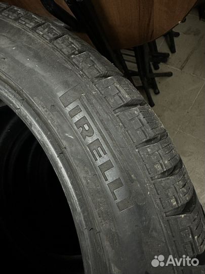 Pirelli Ice Zero FR 255/45 R20